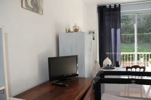 Les Hauts De Perrache Bed & Breakfast Sainte-Foy-les-Lyon 0*,
